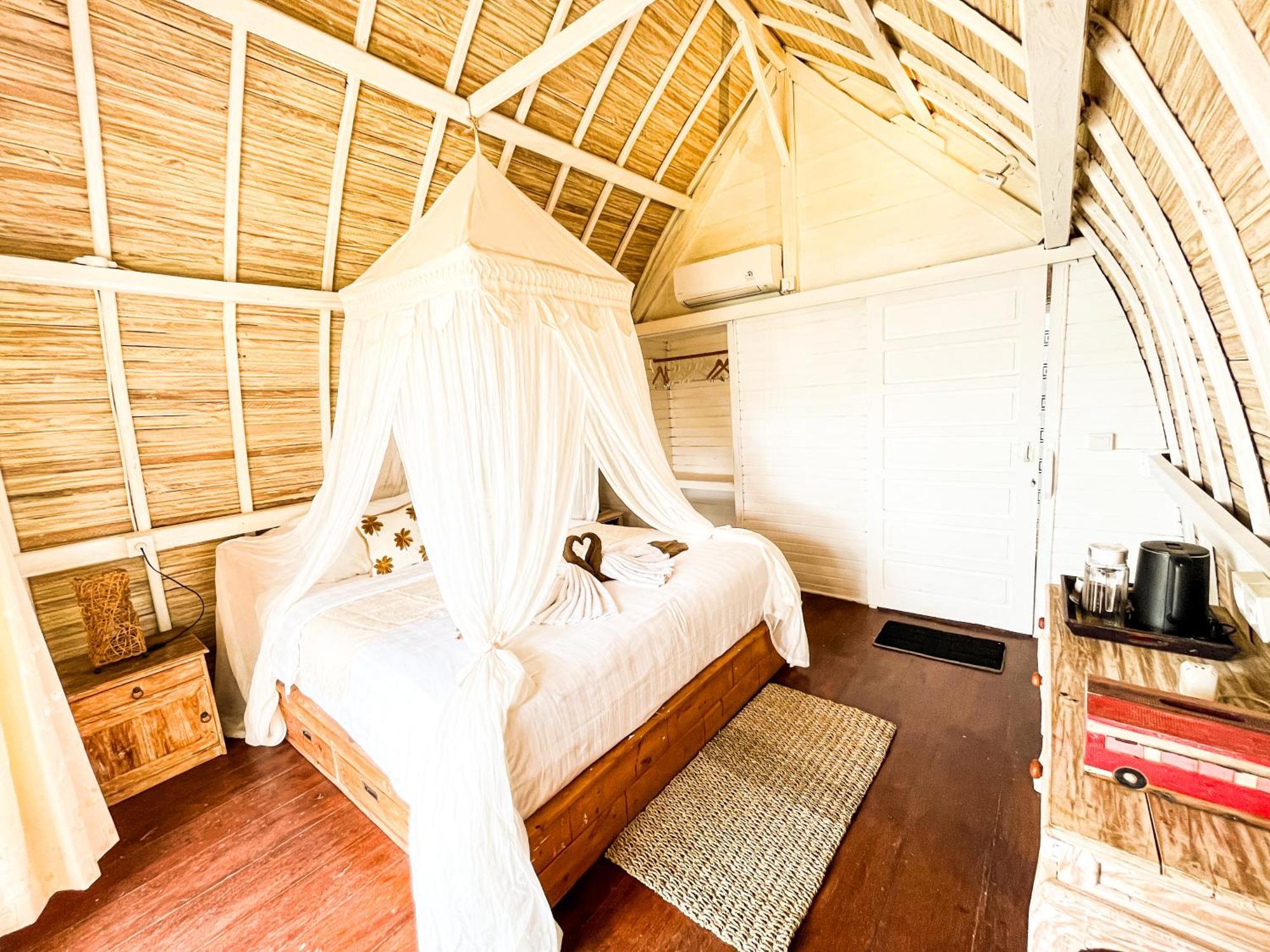 Villa The Edge Lembongan Exterior foto