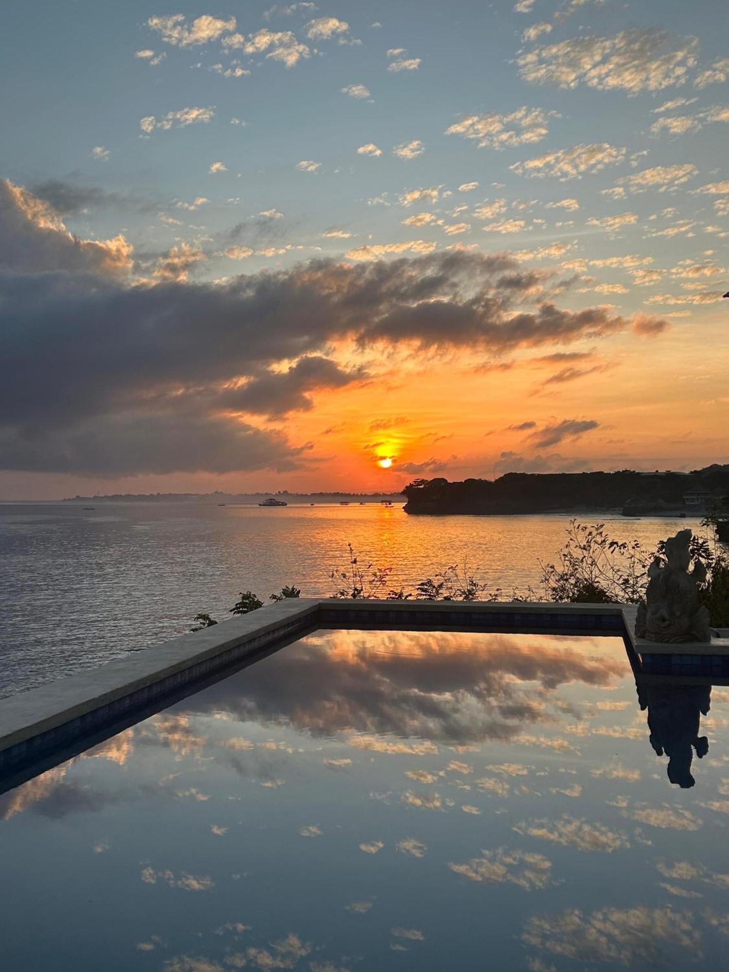 Villa The Edge Lembongan Exterior foto